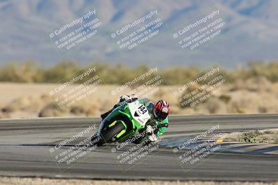 media/Dec-07-2025-CVMA (Sun) [[3e7d2de5dc]]/Race 16-Formula Middleweight/